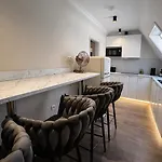 Haus Der Weine Apartment