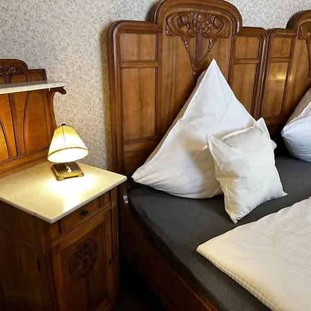 Haus Der Weine Apartamento *