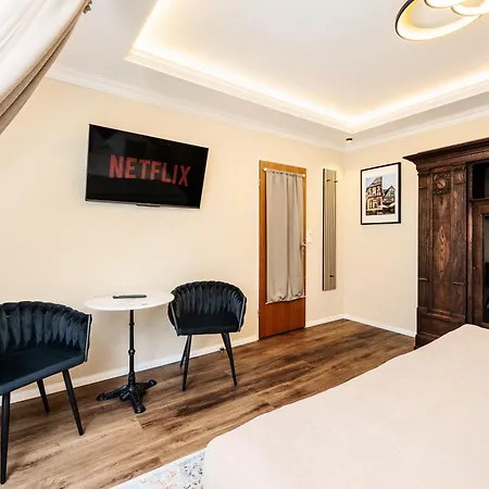 Haus Der Weine Apartment *