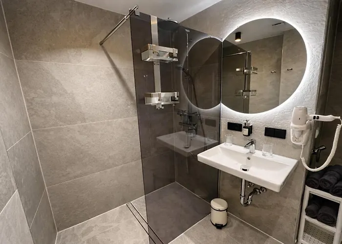 Haus Der Weine Appartement *