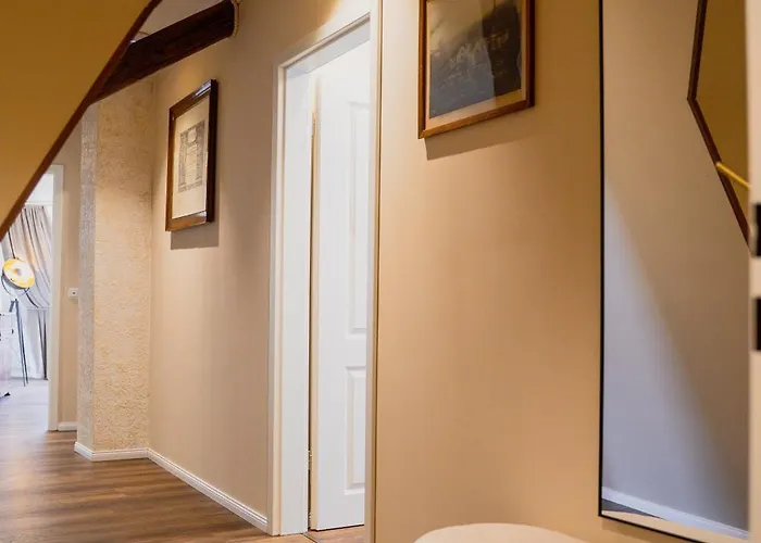 Haus Der Weine Appartement *